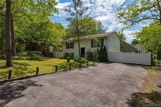 34 Roberts Street, Mastic, NY 11950