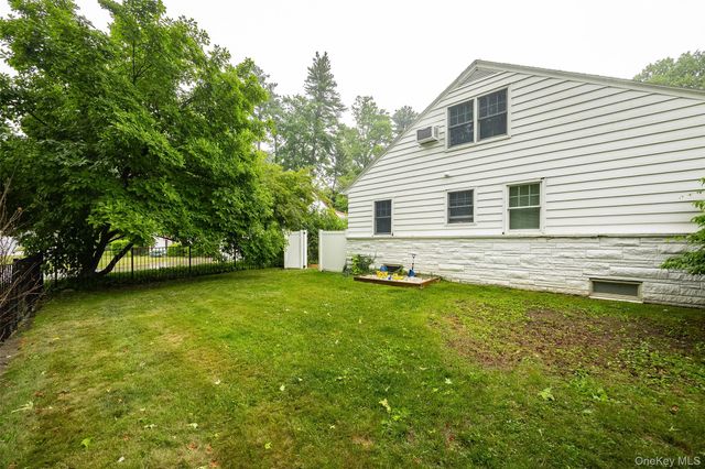 46 Barnard Avenue, Poughkeepsie, NY 12601