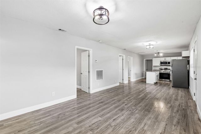 8008 N 12TH STREET, Tampa, FL 33604