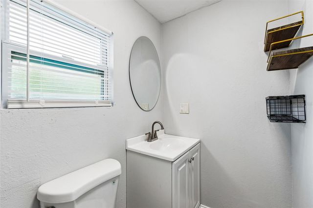 8008 N 12TH STREET, Tampa, FL 33604