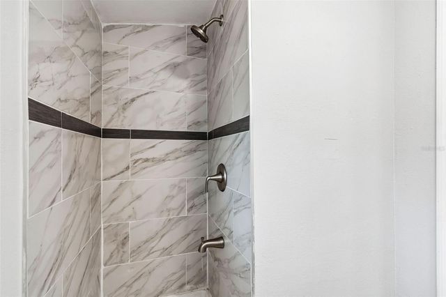 8008 N 12TH STREET, Tampa, FL 33604