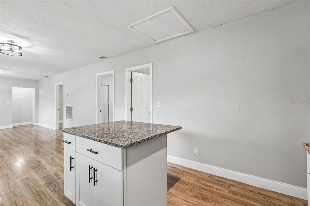 Image 20 of property listing at 8008 N 12TH STREET, Tampa, FL 33604