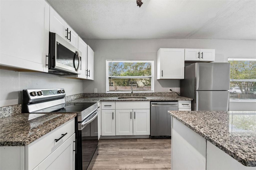 Image 22 of property listing at 8008 N 12TH STREET, Tampa, FL 33604