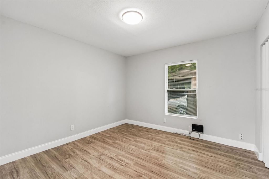 Image 36 of property listing at 8008 N 12TH STREET, Tampa, FL 33604