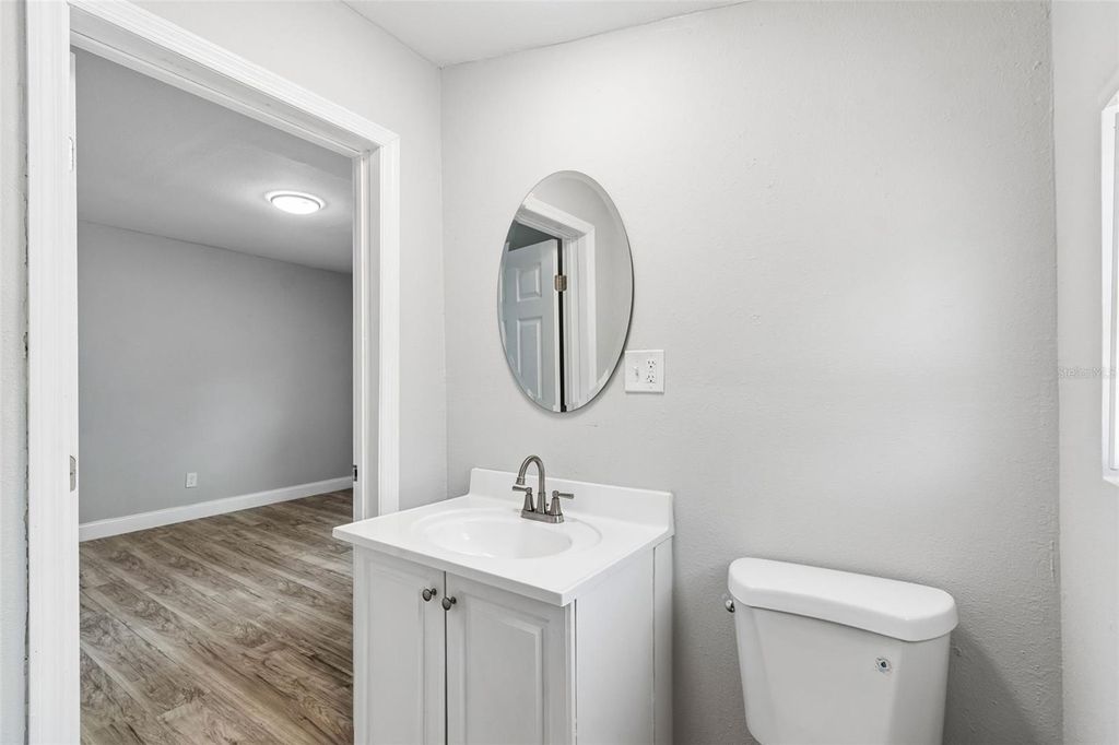 Image 48 of property listing at 8008 N 12TH STREET, Tampa, FL 33604