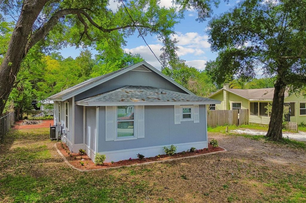 Image 63 of property listing at 8008 N 12TH STREET, Tampa, FL 33604