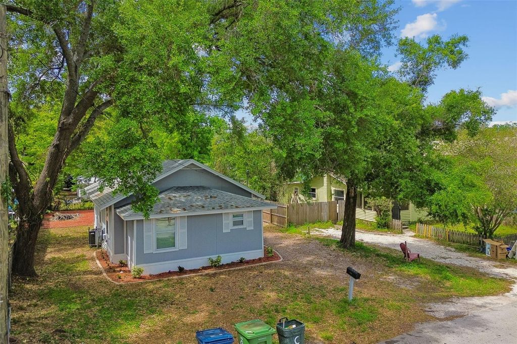 Image 66 of property listing at 8008 N 12TH STREET, Tampa, FL 33604