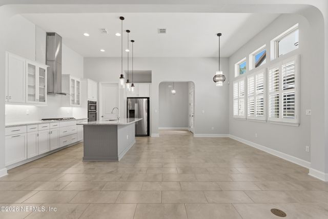 435 WINGSTONE Drive, Jacksonville, FL 32081