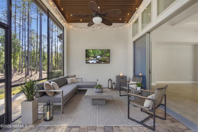 435 WINGSTONE Drive, Jacksonville, FL 32081