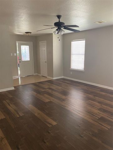 6614 Providence View Lane, Houston, TX 77049