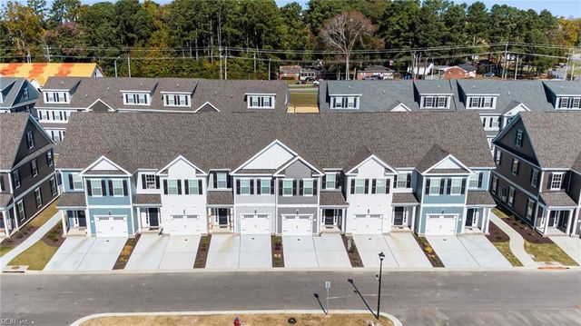 4918 Apricot WAY, Chesapeake, VA 23321