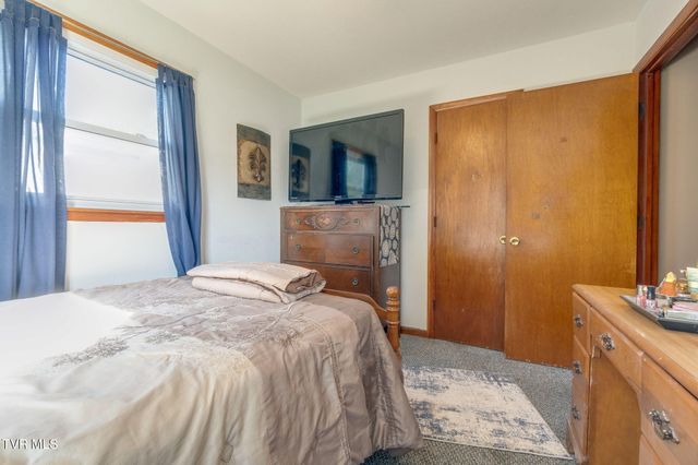 175 Ridgeway Street, Bluff City, TN 37618