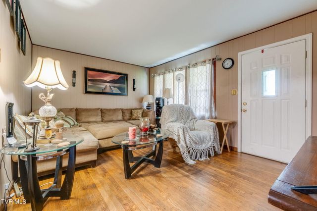 175 Ridgeway Street, Bluff City, TN 37618