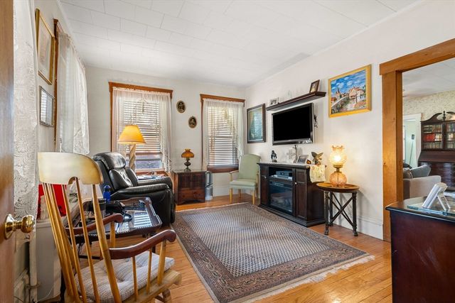 18 Bartley Street, Wakefield, MA 01880