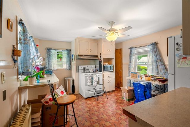 18 Bartley Street, Wakefield, MA 01880
