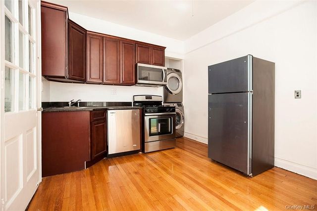 568 W 261st Street 2, Bronx, NY 10471