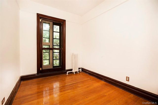 568 W 261st Street 2, Bronx, NY 10471