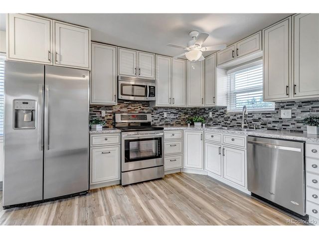1135 S Gilbert St 103, Castle Rock, CO 80104