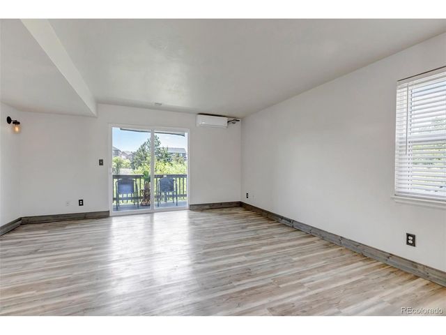 1135 S Gilbert St 103, Castle Rock, CO 80104