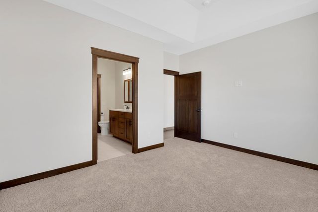 13842 Arrowhead Way, Rosemount, MN 55068