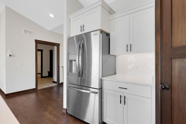 13842 Arrowhead Way, Rosemount, MN 55068