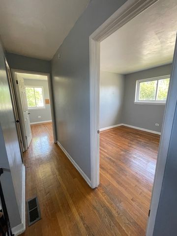 9258 S Parnell Avenue, Chicago, IL 60620