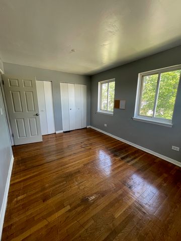 9258 S Parnell Avenue, Chicago, IL 60620