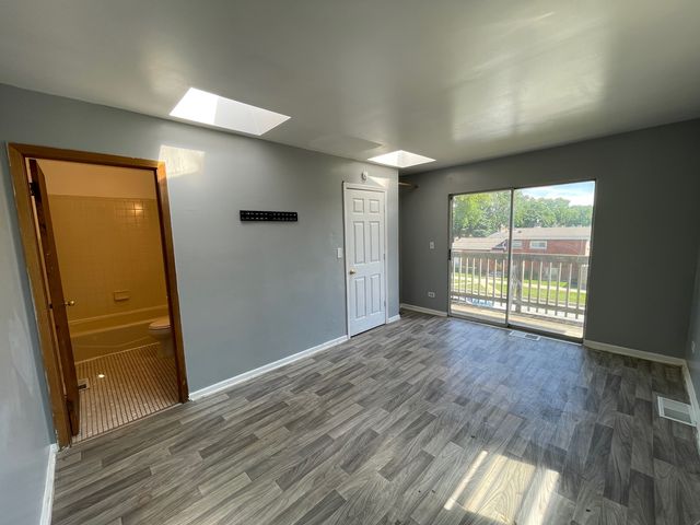 9258 S Parnell Avenue, Chicago, IL 60620