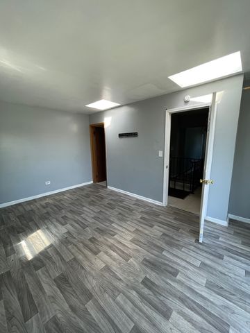 9258 S Parnell Avenue, Chicago, IL 60620