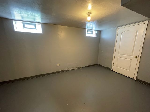 9258 S Parnell Avenue, Chicago, IL 60620