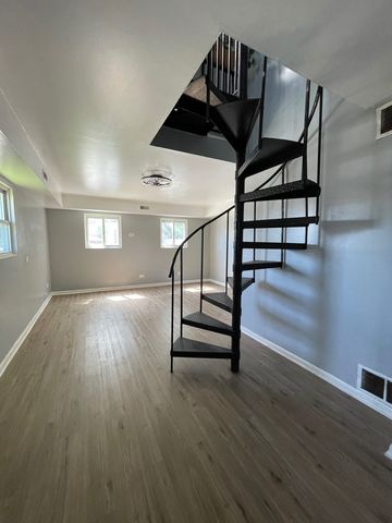 9258 S Parnell Avenue, Chicago, IL 60620