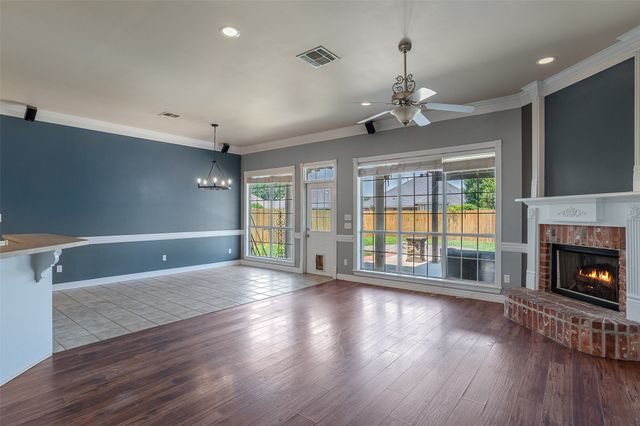 6213 Hollyhock Lane, Bossier City, LA 71112