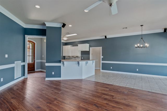 6213 Hollyhock Lane, Bossier City, LA 71112