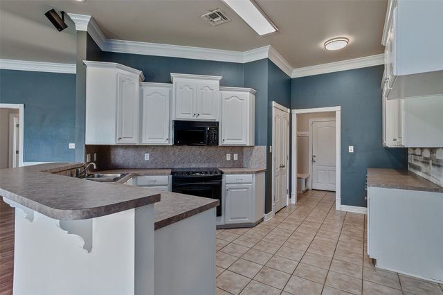 6213 Hollyhock Lane, Bossier City, LA 71112