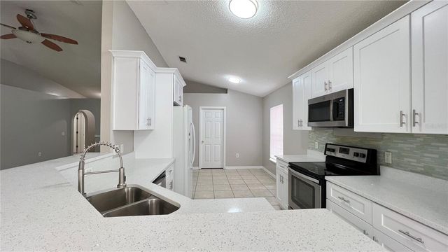 3831 CINNAMON FERN LOOP, Clermont, FL 34714