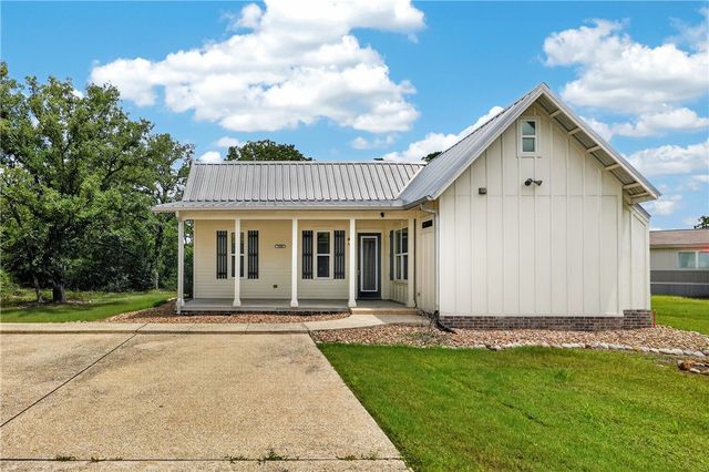 5440 Raymond Stotzer, College Station, TX 77845