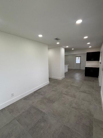 5724 Seton Drive, Margate, FL 33063