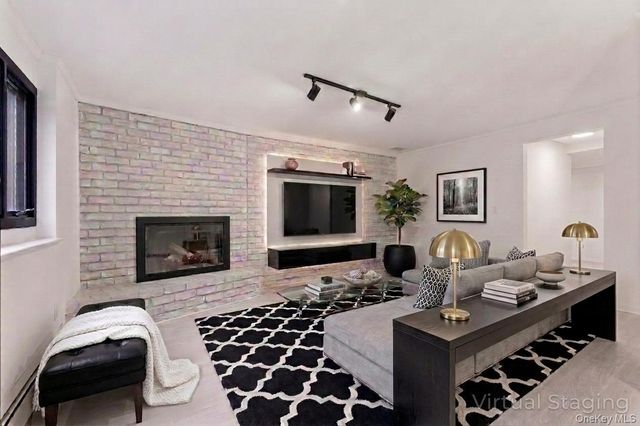 20 Veronica Court, Smithtown, NY 11787