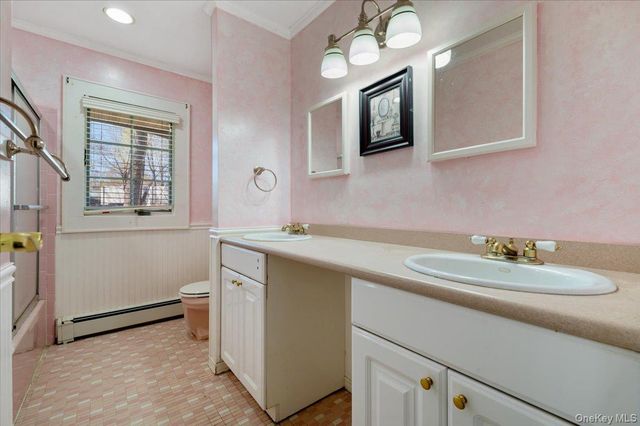 20 Veronica Court, Smithtown, NY 11787