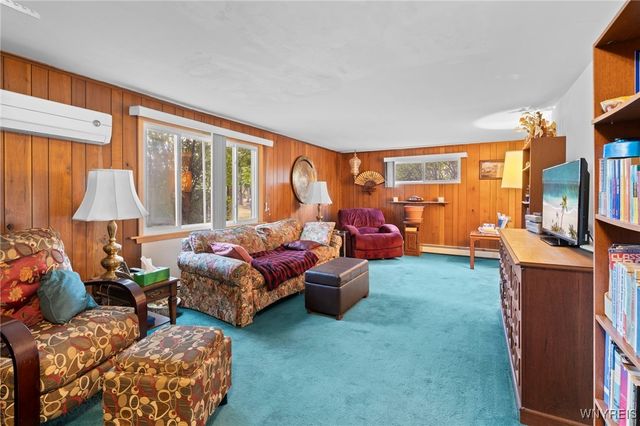 89 Devon Lane, Amherst, NY 14221