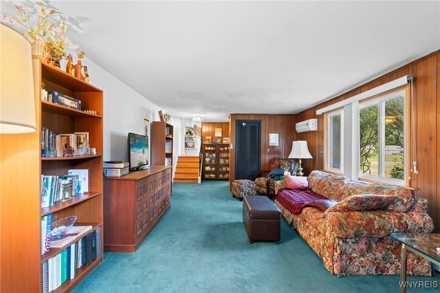 89 Devon Lane, Amherst, NY 14221