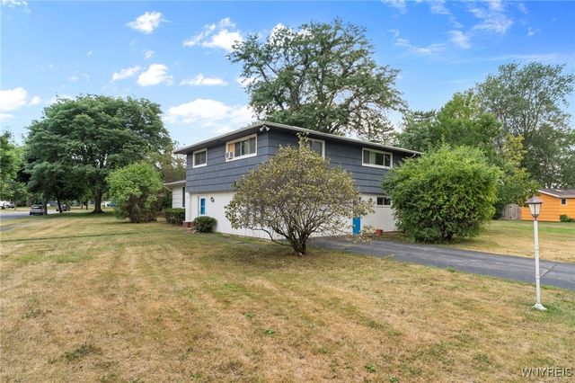 89 Devon Lane, Amherst, NY 14221