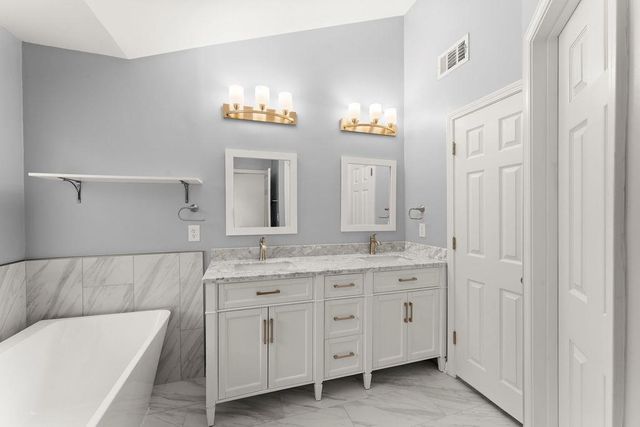 2309 Wickingham NE Drive, Marietta, GA 30066