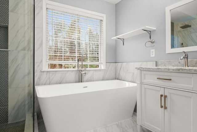 2309 Wickingham NE Drive, Marietta, GA 30066