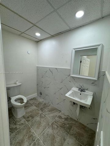 4201 Palm Ave, Hialeah, FL 33012