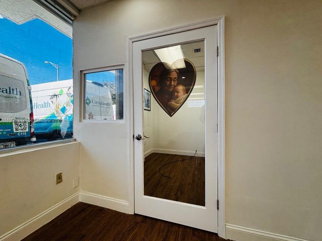 4201 Palm Ave, Hialeah, FL 33012