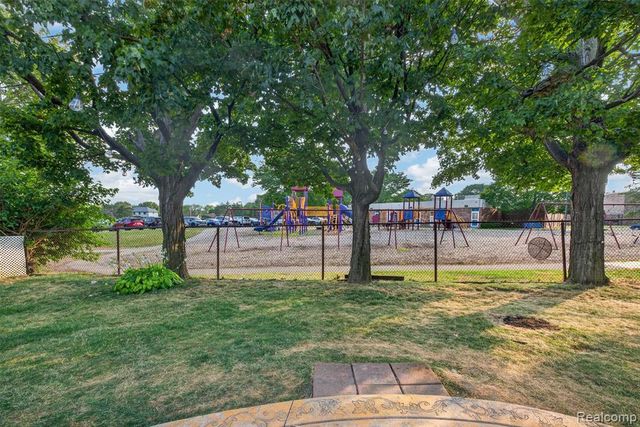 18854 Monica Drive, Clinton Township, MI 48036
