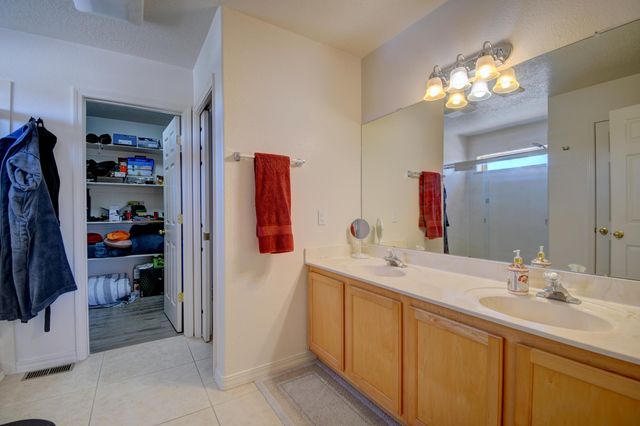 416 Humbolt Street SE, Albuquerque, NM 87123