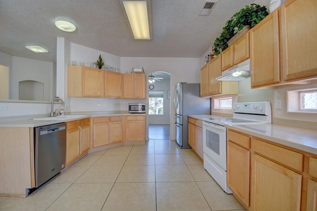 416 Humbolt Street SE, Albuquerque, NM 87123
