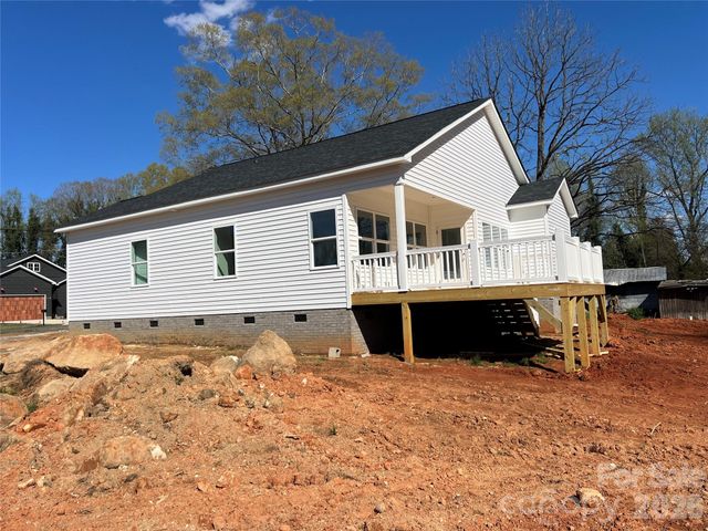 417 W Westview Street, Gastonia, NC 28052